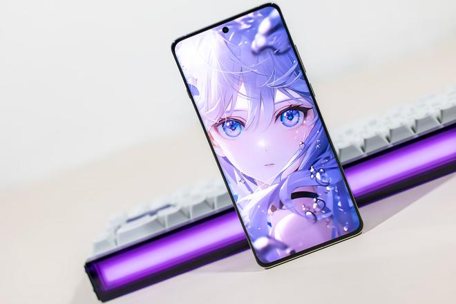 龙8long8，一加12手机力战掌机模拟器实测畅玩游戏大作无压力